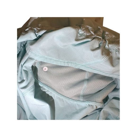 Lululemon Menthol Activewear Top (Mint Green and White) Size 6 - Picture 4 of 4